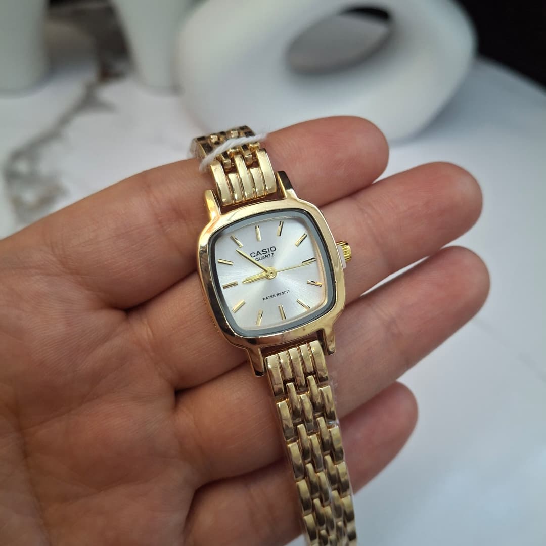 CASIO Carrée Gold - الصورة 2