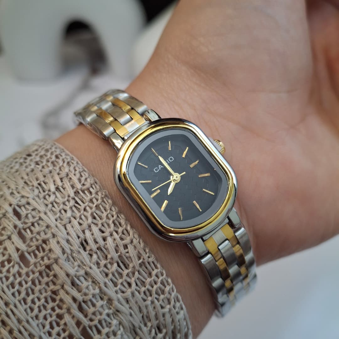 CASIO Ovale Gold/Silver